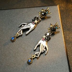 Beautiful 1pair Vintage Style Gemstone Inlaid Hand Ear Cuff